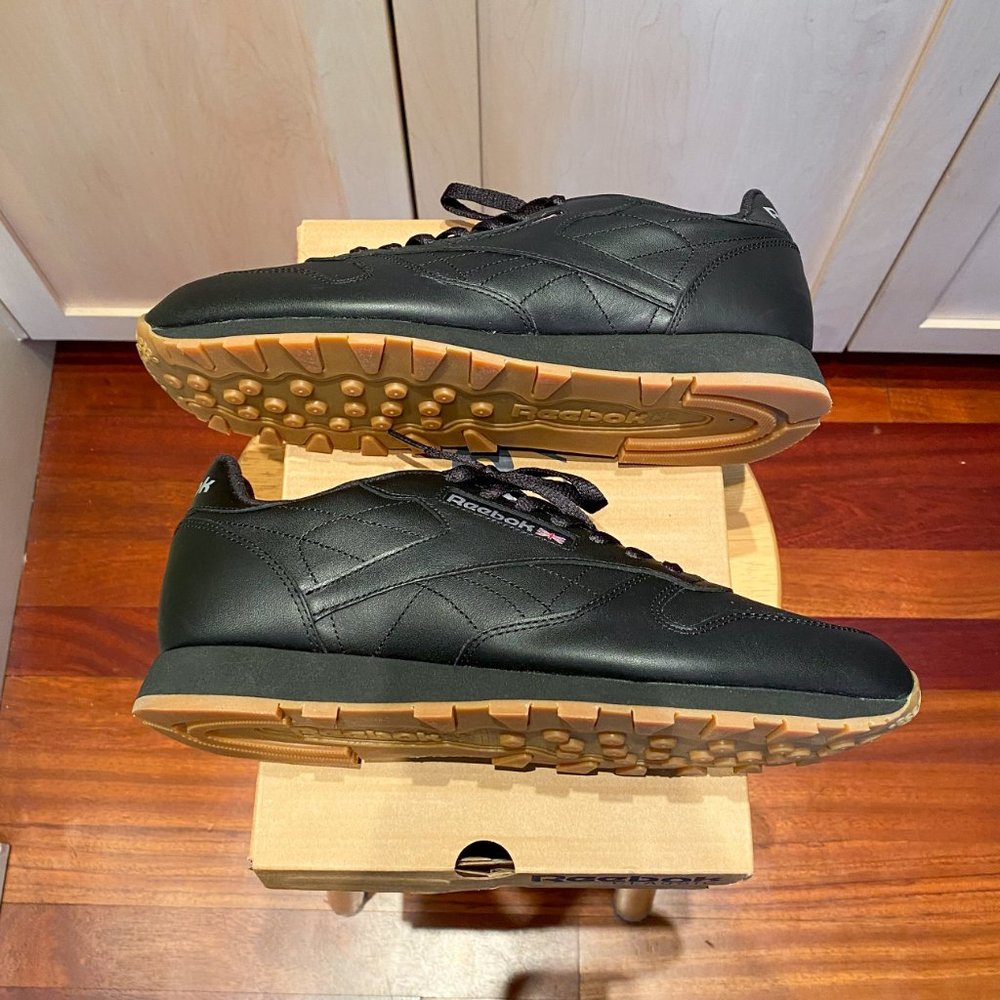 New Reebok Classic Leather Black/Gum Size 11 - Picture 4 of 7